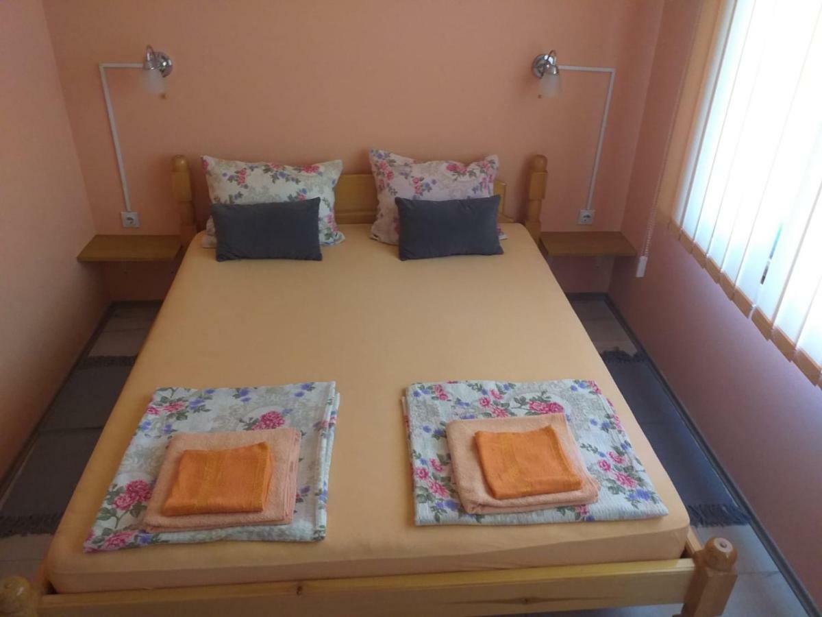 Vila Stasa Rooms Palić Zewnętrze zdjęcie