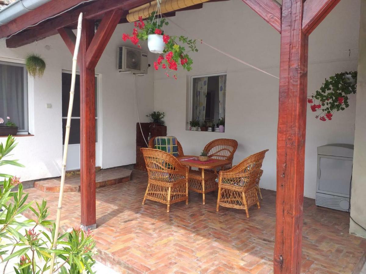 Vila Stasa Rooms Palić Zewnętrze zdjęcie